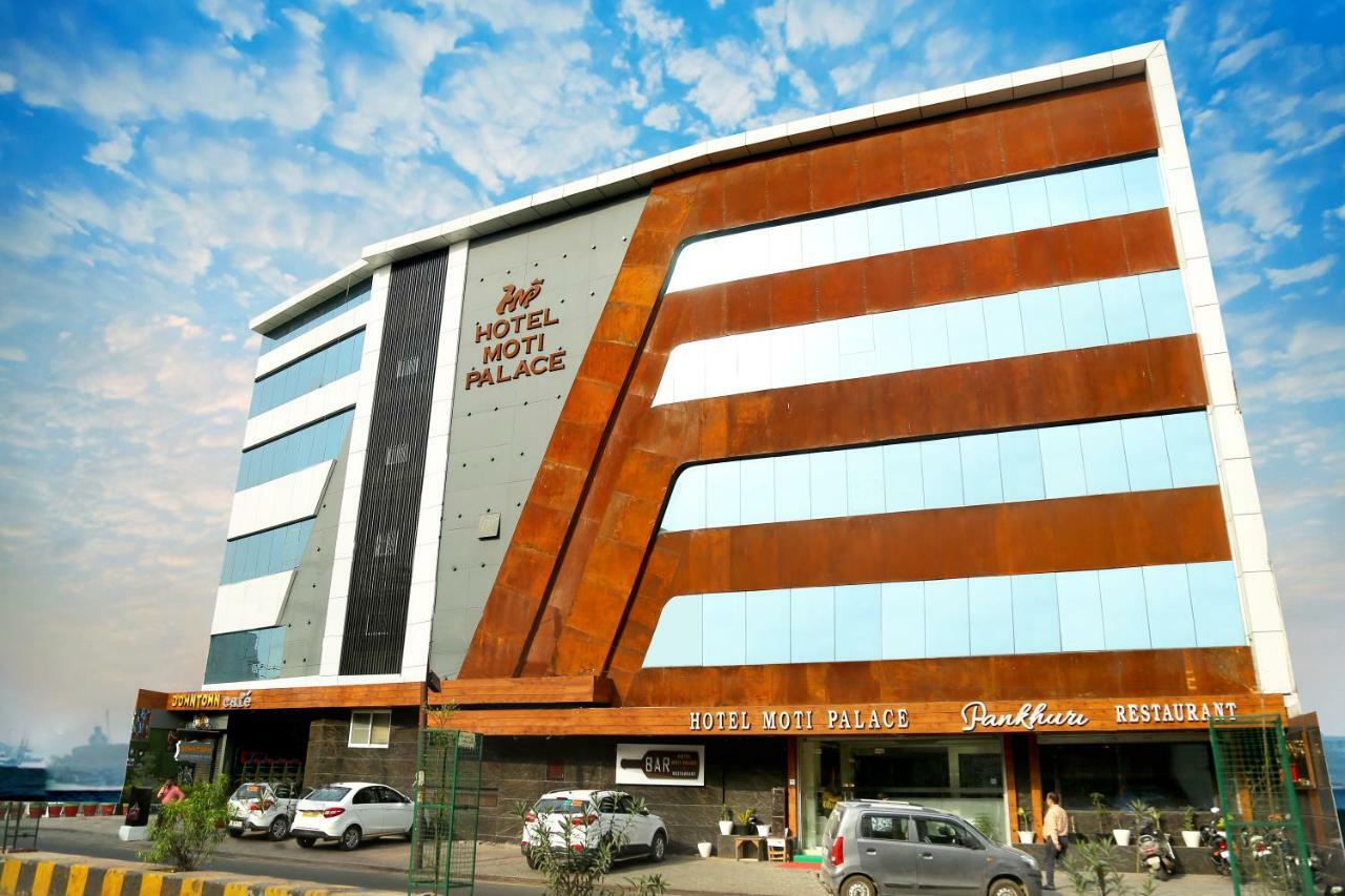 Hotel Moti Palace Агра Екстериор снимка